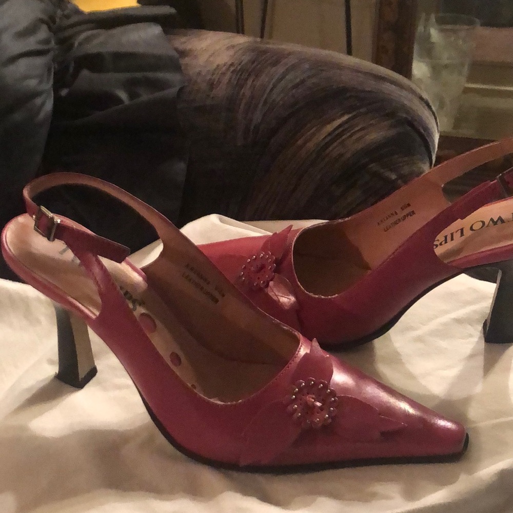 Shoe